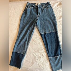 Hollister women’s 28